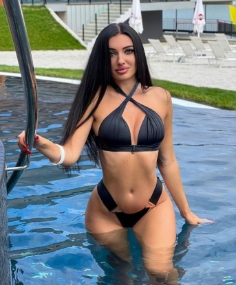 Мои услуги наполнены страстью и удовольствием, которые унесут тебя в мир блаженства. Я умею доставлять настоящее наслаждение и воплощать самые сокровенные фантазии. Мои возможности безграничны, и я готова исполнить все твои сокровенные желания. У меня есть отличные отзывы от моих довольных клиентов, которые ценят мою нежность и индивидуальный подход к каждому. Мои фото настоящие и олицетворяют всю мою сексуальность и привлекательность. Доверься мне, и я покажу тебе, что настоящая страсть живет в Москве.🌟💋🔥 7603, 28 лет